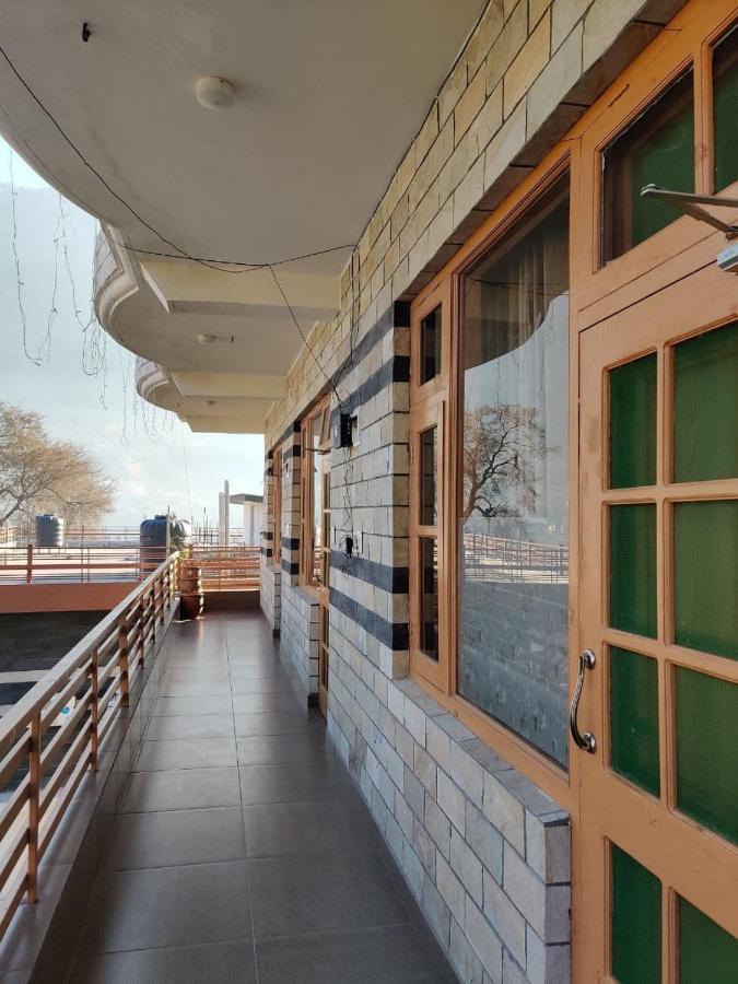 Shamshi Mathan View Homestay - 3Min Drive To Kullu-Manali Airport מראה חיצוני תמונה