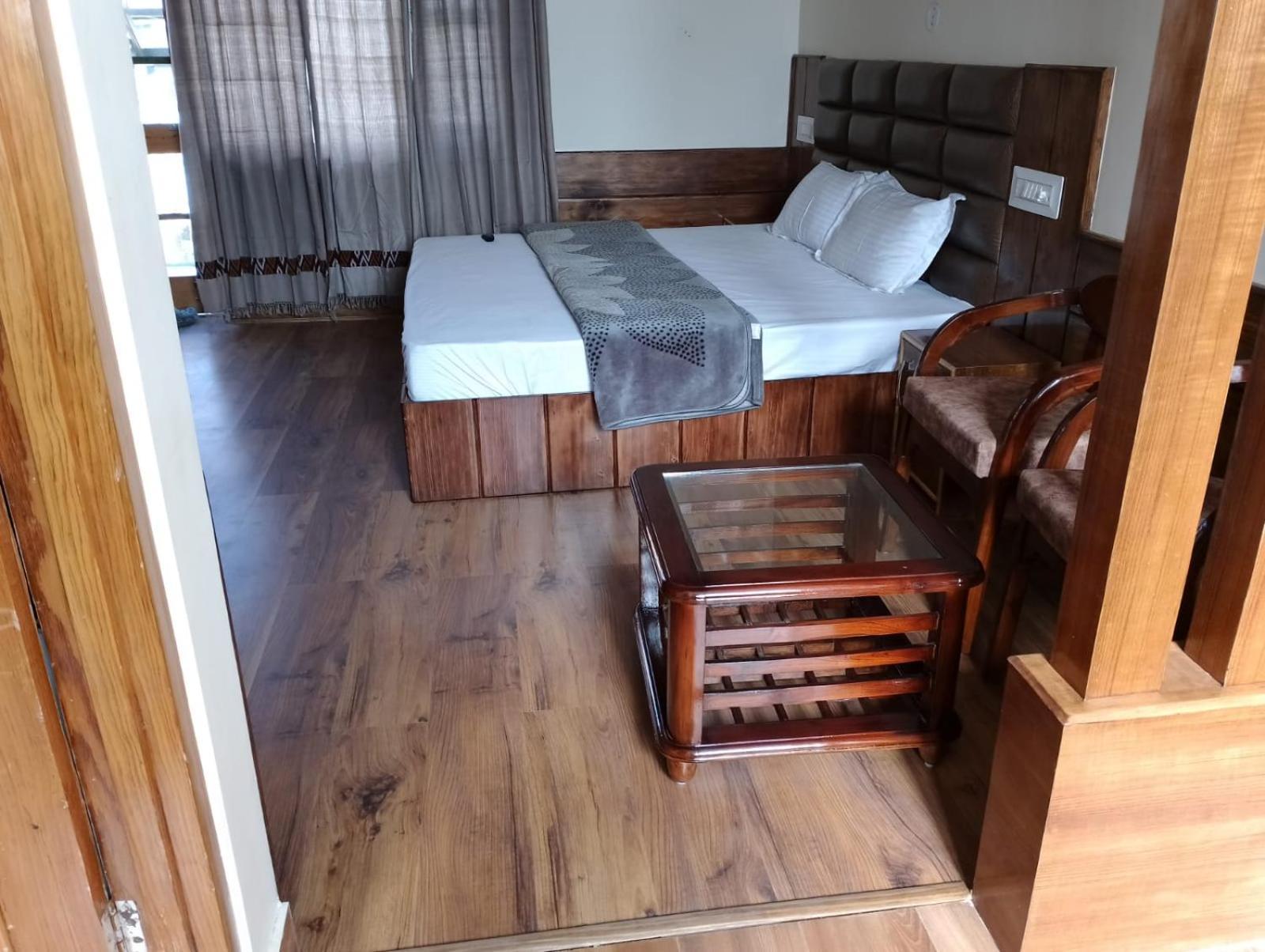Shamshi Mathan View Homestay - 3Min Drive To Kullu-Manali Airport מראה חיצוני תמונה